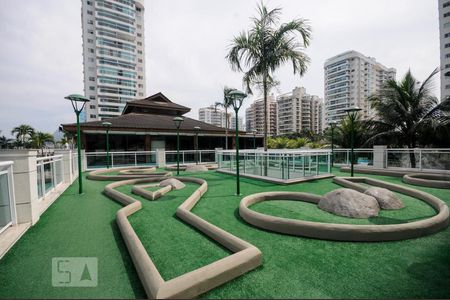 Apartamento para alugar com 80m², 2 quartos e 1 vagaÁrea comum - Mini Golf