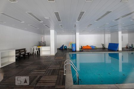 Apartamento para alugar com 80m², 2 quartos e 1 vagaÁrea comum - Piscina Aquecida