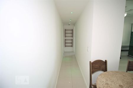 Apartamento para alugar com 80m², 2 quartos e 1 vagaCorredor