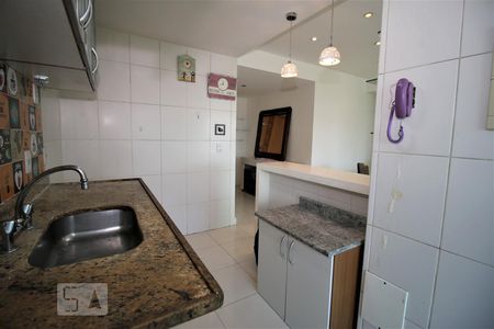 Apartamento para alugar com 80m², 2 quartos e 1 vagaCozinha 