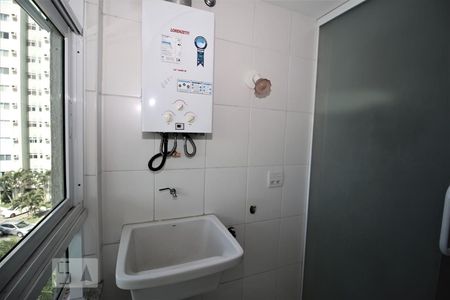 Apartamento para alugar com 80m², 2 quartos e 1 vagaÁrea de Serviço