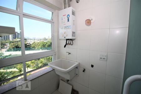 Apartamento para alugar com 80m², 2 quartos e 1 vagaÁrea de Serviço