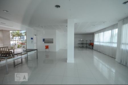 Apartamento para alugar com 80m², 2 quartos e 1 vagaÁrea comum - Salão de Festas