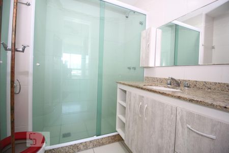 Apartamento para alugar com 80m², 2 quartos e 1 vagaBanheiro da Suíte