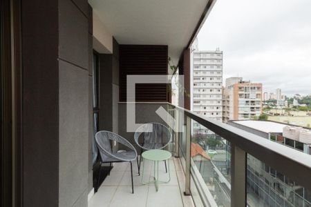 Studio à venda com 31m², 1 quarto e 1 vaga Studio à venda com 31m², 1 quarto e 1 vagaStudio - varanda