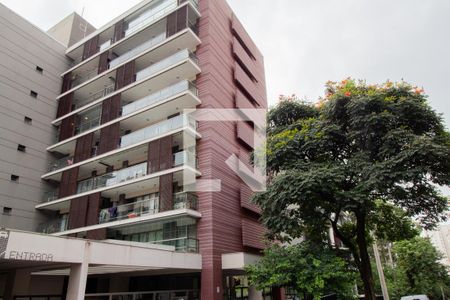 Studio à venda com 31m², 1 quarto e 1 vaga Studio à venda com 31m², 1 quarto e 1 vagaFachada