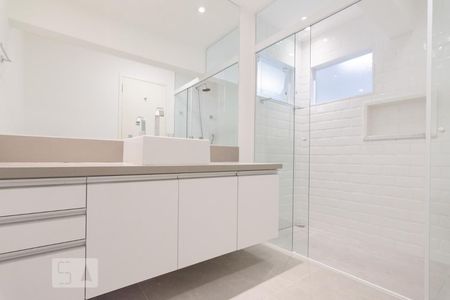 Apartamento para alugar com 118m², 2 quartos e 3 vagasBanheiro da Suíte