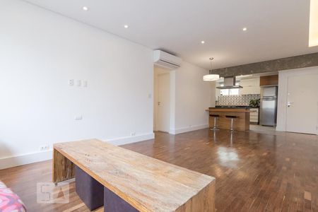 Sala de apartamento para alugar com 2 quartos, 118m² em Perdizes, São Paulo