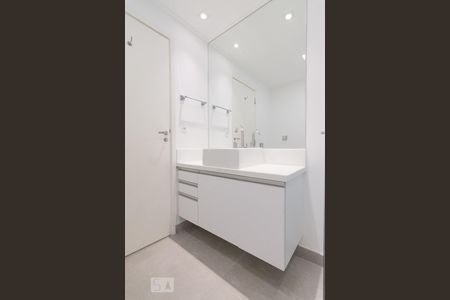 Apartamento para alugar com 118m², 2 quartos e 3 vagasBanheiro