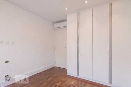 Apartamento para alugar com 118m², 2 quartos e 3 vagasQuarto 2