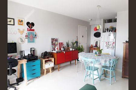 Sala de apartamento para alugar com 2 quartos, 65m² em Vila Vera, São Paulo
