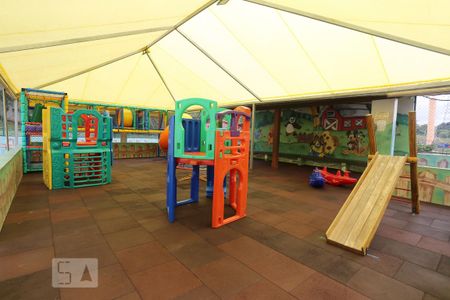 Apartamento para alugar com 49m², 2 quartos e 1 vaga Apartamento para alugar com 49m², 2 quartos e 1 vagaPlayground