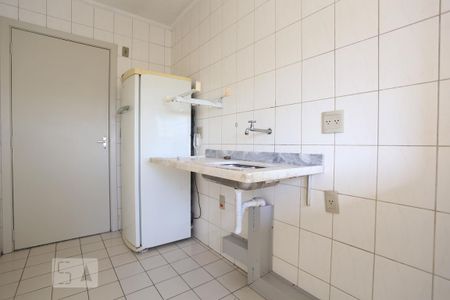 Apartamento para alugar com 49m², 2 quartos e 1 vaga Apartamento para alugar com 49m², 2 quartos e 1 vagaCozinha