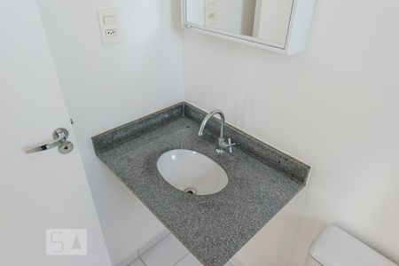 Apartamento para alugar com 61m², 2 quartos e 1 vagaQuarto 2 - Suíte/ Banheiro (Pia)