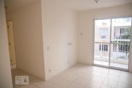 Sala  de apartamento à venda com 2 quartos, 66m² em Maceió, Niterói