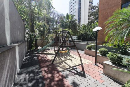Apartamento à venda com 254m², 4 quartos e 4 vagasÁrea Comum - Playground