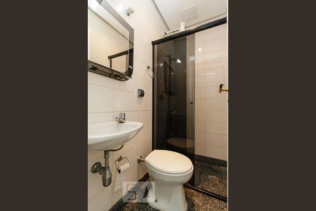 Apartamento à venda com 254m², 4 quartos e 4 vagasBanheiro de Serviço