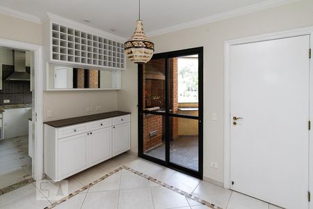 Apartamento à venda com 254m², 4 quartos e 4 vagasCopa