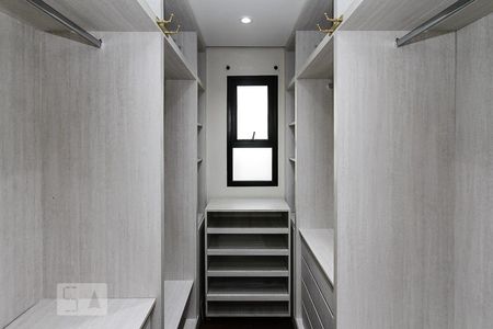 Apartamento à venda com 254m², 4 quartos e 4 vagasCloset suite 04