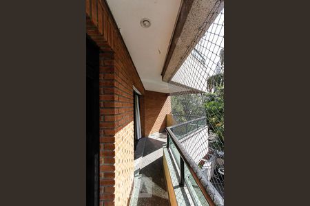 Apartamento à venda com 254m², 4 quartos e 4 vagasVaranda Suite 01