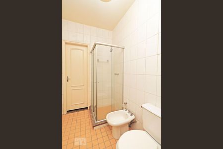 Apartamento para alugar com 80m², 3 quartos e sem vagaBanheiro Social.