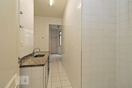 Apartamento para alugar com 80m², 3 quartos e sem vagaCozinha.