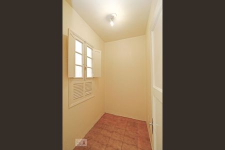 Apartamento para alugar com 80m², 3 quartos e sem vagaQuarto de Serviço.