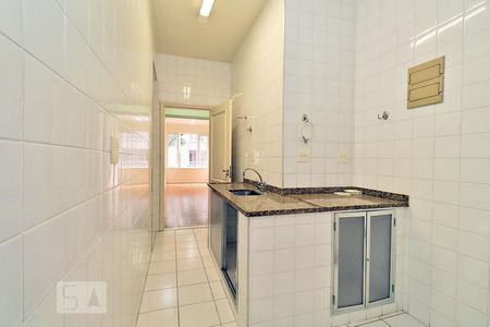 Apartamento para alugar com 80m², 3 quartos e sem vagaCozinha.