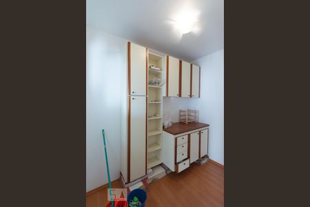 Apartamento à venda com 280m², 4 quartos e 4 vagasQuarto de Serviço
