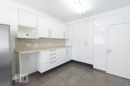 Apartamento à venda com 280m², 4 quartos e 4 vagasCozinha