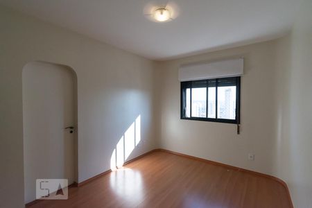 Apartamento à venda com 280m², 4 quartos e 4 vagasSuíte 3
