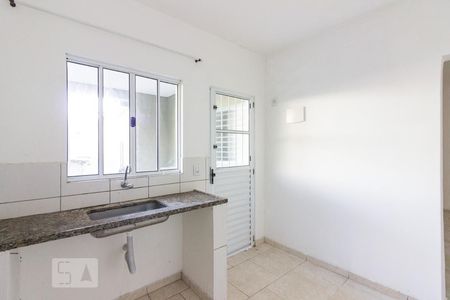 Cozinha de casa para alugar com 1 quarto, 50m² em Jardim São José , São Paulo