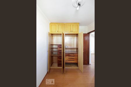 Quarto  de apartamento para alugar com 2 quartos, 60m² em Chácara Seis de Outubro, São Paulo