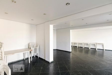 Apartamento à venda com 60m², 2 quartos e 1 vagaSalão de festas 