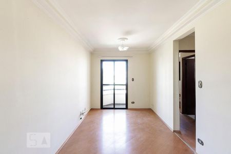 Sala  de apartamento para alugar com 2 quartos, 60m² em Chácara Seis de Outubro, São Paulo
