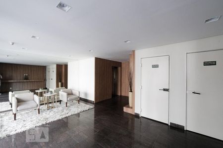 Apartamento à venda com 70m², 3 quartos e 1 vaga Apartamento à venda com 70m², 3 quartos e 1 vagaHall