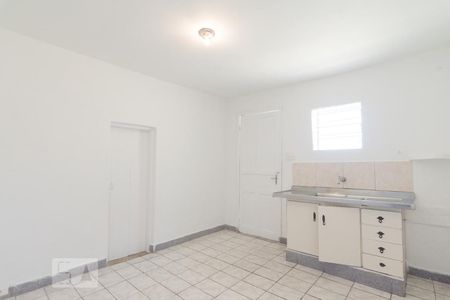 Casa para alugar com 75m², 1 quarto e sem vaga Casa para alugar com 75m², 1 quarto e sem vagaCozinha