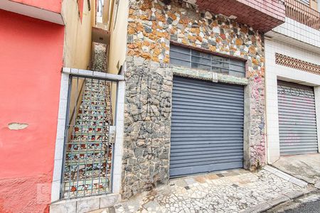 Casa para alugar com 75m², 1 quarto e sem vaga Casa para alugar com 75m², 1 quarto e sem vagaFachada