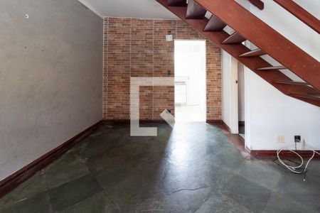 Casa de condomínio para alugar com 92m², 2 quartos e 2 vagasSala