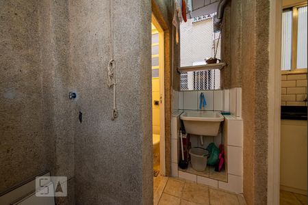 Apartamento à venda com 70m², 2 quartos e sem vaga Apartamento à venda com 70m², 2 quartos e sem vagaÁrea de Serviço