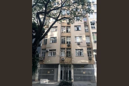 Apartamento à venda com 70m², 2 quartos e sem vaga Apartamento à venda com 70m², 2 quartos e sem vagaFachada