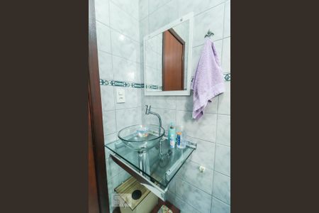 Casa de condomínio para alugar com 120m², 3 quartos e sem vagaBanheiro