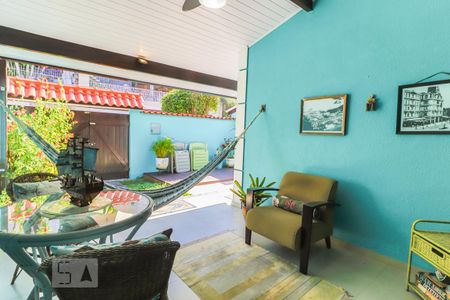 Casa de condomínio para alugar com 120m², 3 quartos e sem vagaVaranda 