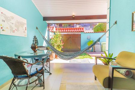 Casa de condomínio para alugar com 120m², 3 quartos e sem vagaVaranda 