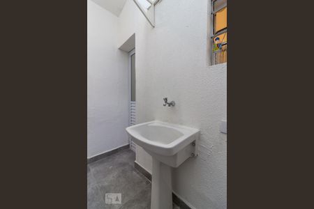 Área de serviço de kitnet/studio para alugar com 1 quarto, 24m² em Bom Retiro, São Paulo