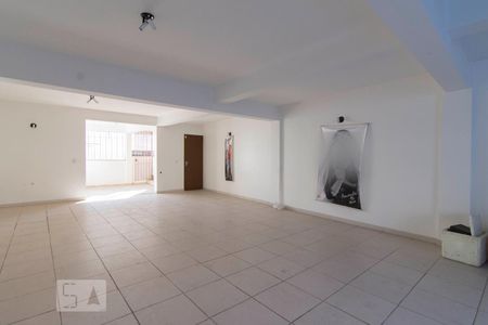 Casa à venda com 300m², 3 quartos e 8 vagasGaragem