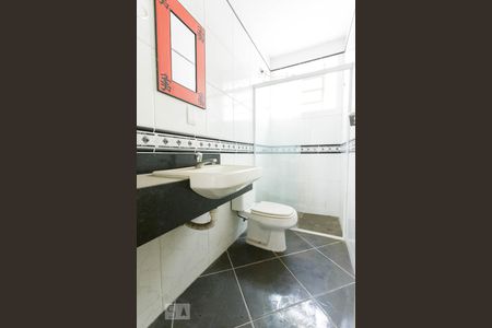 Banheiro de apartamento à venda com 2 quartos, 65m² em Bela Vista, Porto Alegre