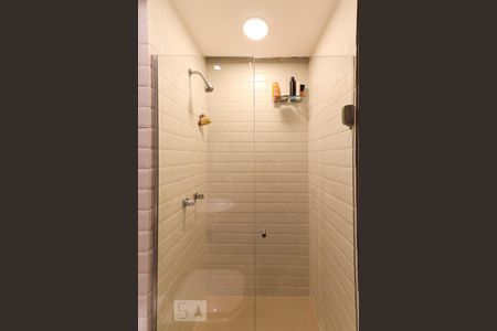 Apartamento à venda com 87m², 2 quartos e 1 vagaBanheiro Corredor