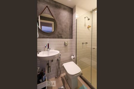 Apartamento à venda com 87m², 2 quartos e 1 vagaBanheiro Corredor