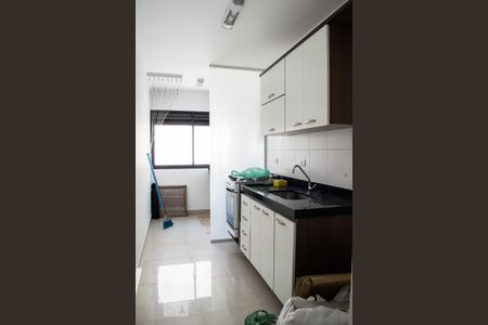 COZINHA de apartamento para alugar com 3 quartos, 63m² em Lauzane Paulista, São Paulo